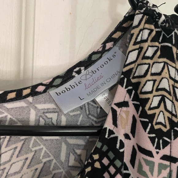 Bobbie Brooks knee length dress. - Picture 3 of 3